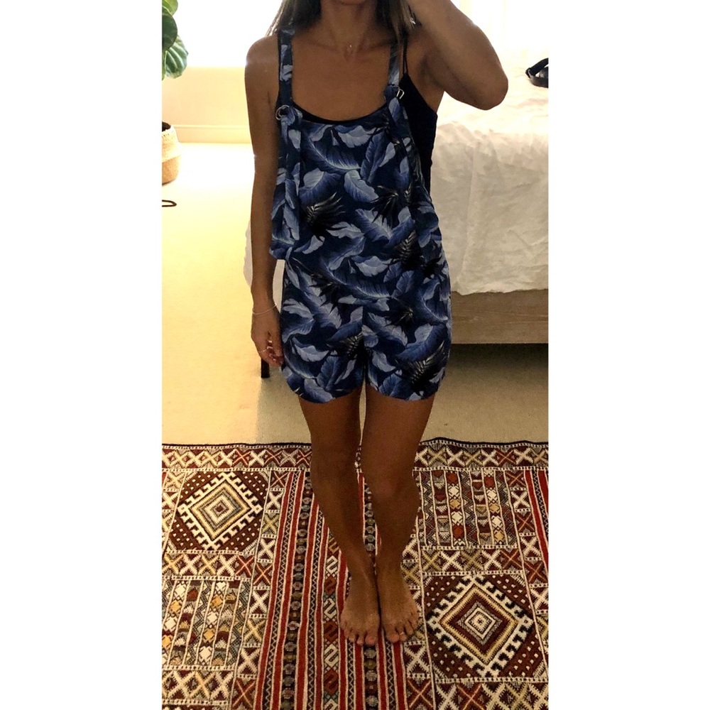 Mikoh Romper - cute purple floral print | size 1